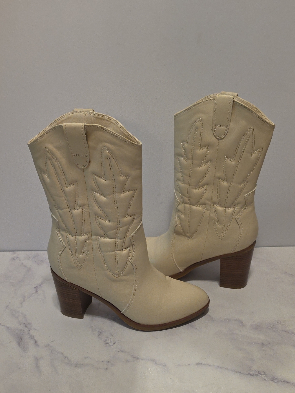 Mia Cream Western Block Heel Boots - Women's